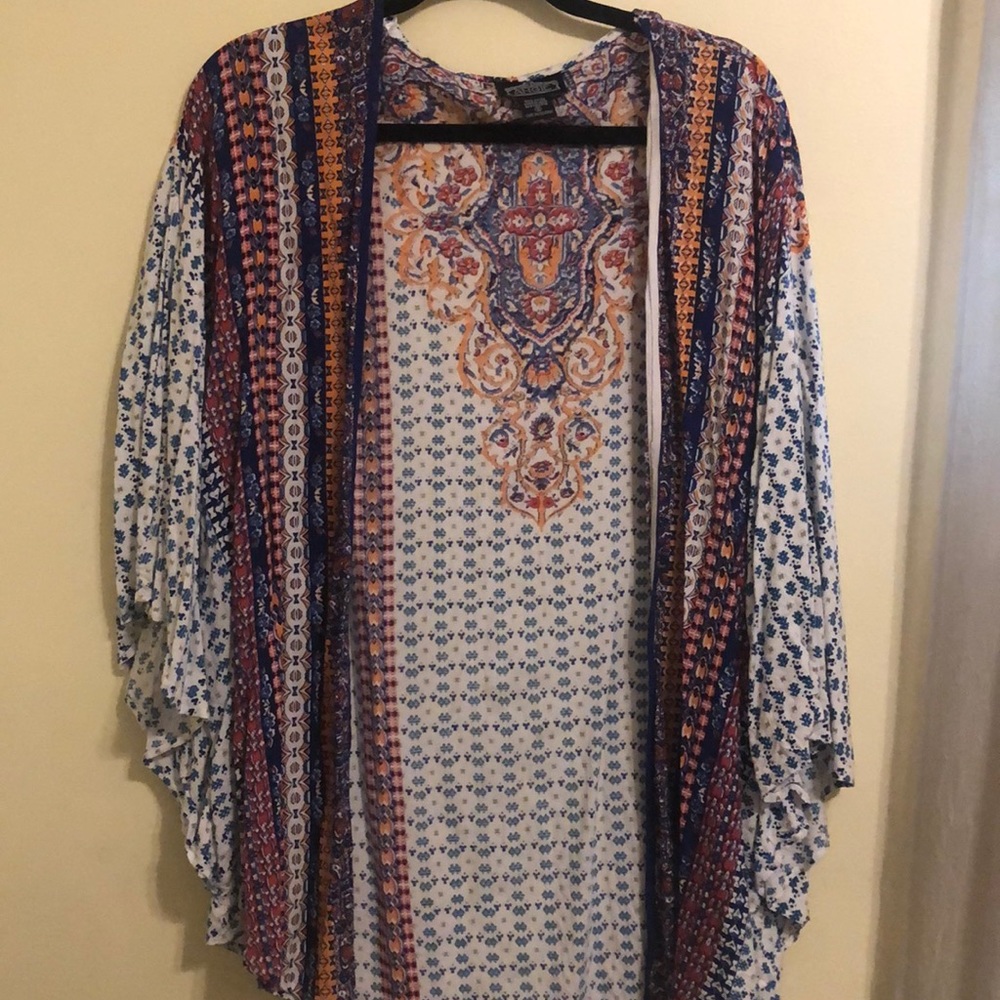 Shawl/coverup